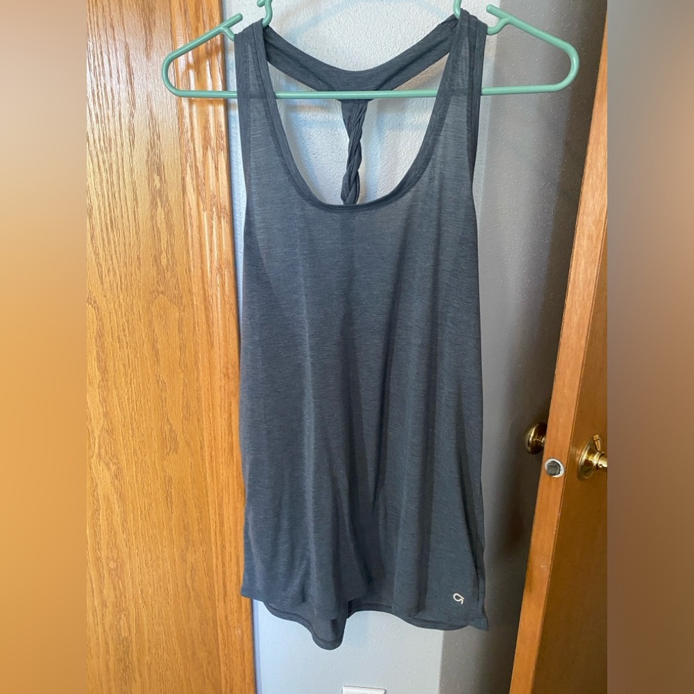 Gap Fit Breathe Air Workout Tank